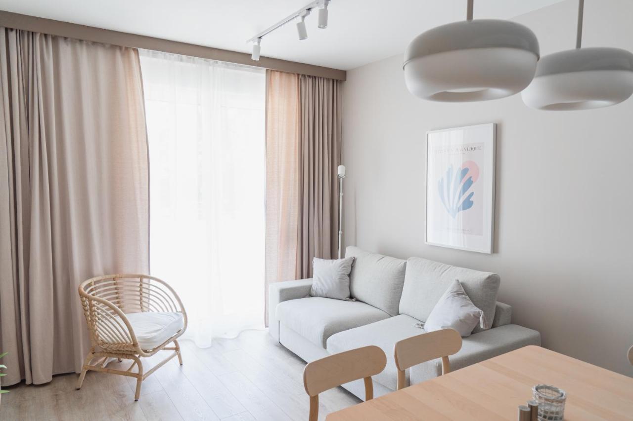 Green Leaf Jawor Apartamenty Exterior foto